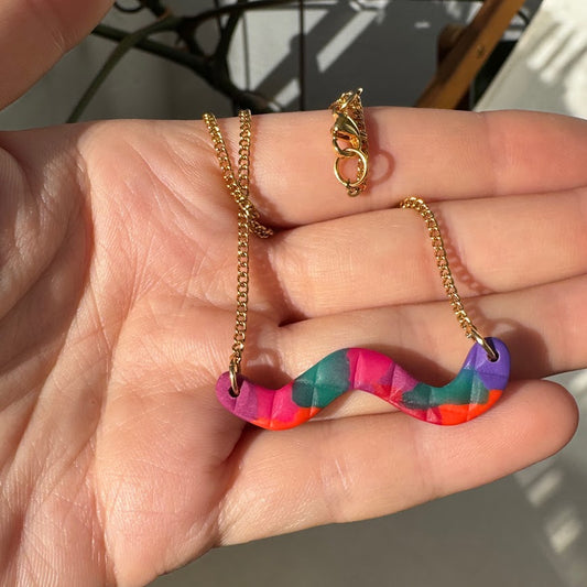Collar Moustache